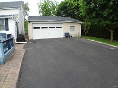 3735 Tank Farm Rd, Emmaus, PA 18049 - photo 3