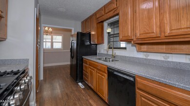 2010 Le Conte St, Morristown, TN 37814 - photo 7