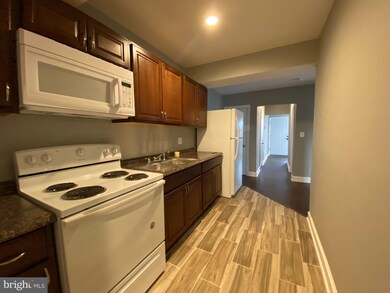 919 47th St NE unit 1, Washington, DC 20019 - photo 4
