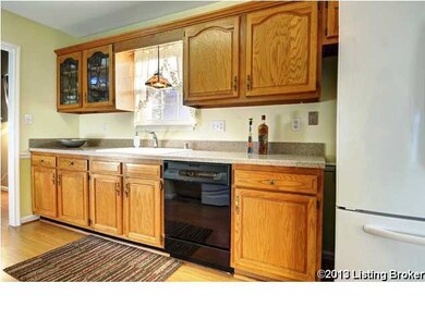 8208 Adams Run Rd, Louisville, KY 40228 - photo 4