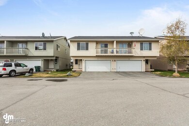 Exterior Front MS_73775-SMALL