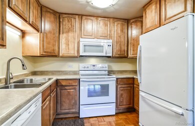 CABINETS GO TO THE CEILING