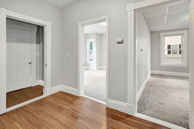 27 Puffer St unit 27, Lowell, MA 01851 - photo 3