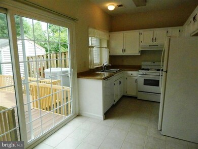 7133 Cold Spring Place, Alexandria, VA 22306 - photo 4