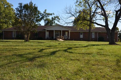 494 Eastover Rd, Lebanon, TN 37090 - photo 2