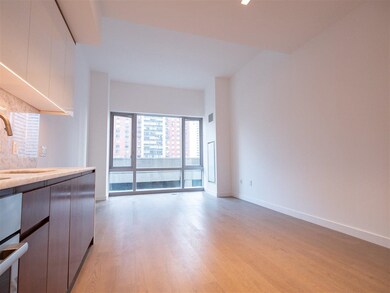 75 Park Ln S unit 421, Jersey City, NJ 07310 - photo 3