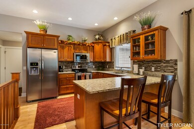 12375 Highland Dr, Allendale-26