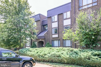 116 Roberts Ln unit 201, Alexandria, VA 22314 - photo 6