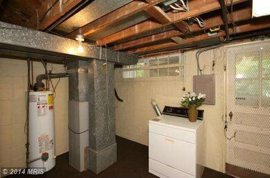 19 Sorrento Ave, Baltimore, MD 21229 - photo 5