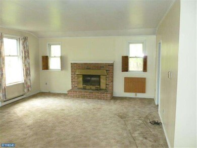 3247 Fennel Rd, Pennsburg, PA 18073 - photo 3