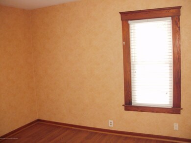 908 Smith Ave, Lansing, MI 48910 - photo 6