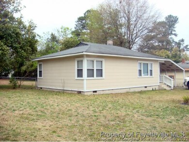 204 Sandalwood Dr, Fayetteville, NC 28304 - photo 2