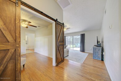 Foyer Entry