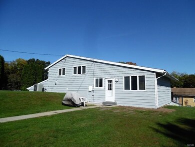 230 Ohio Ave, Whitehall, PA 18052 - photo 3