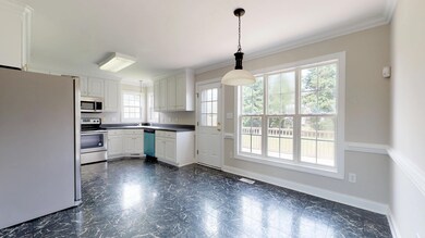 677 Ashley Meadows Dr, Winterville, NC 28590 - photo 5