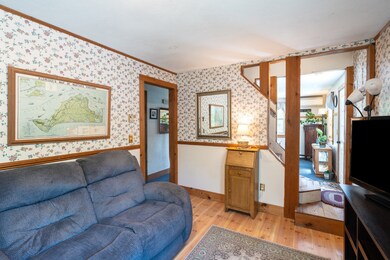 27 Hitchings Cir, Vineyard Haven, MA 02568 - photo 7