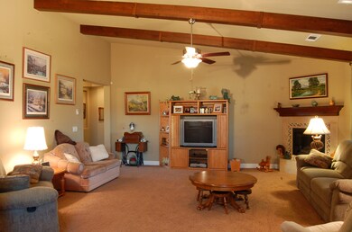 772 Grants Pass, Redding, CA 96003 - photo 4