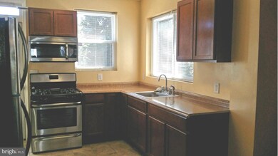 5 S Monastery Ave, Baltimore, MD 21229 - photo 4