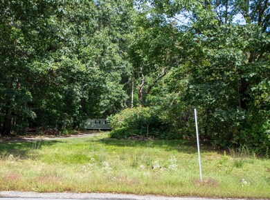 109 Walton Rd, Seabrook, NH 03874 - photo 2