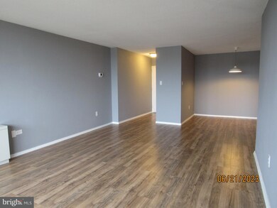 The Carlton unit 1219, Arlington, VA 22204 - photo 3