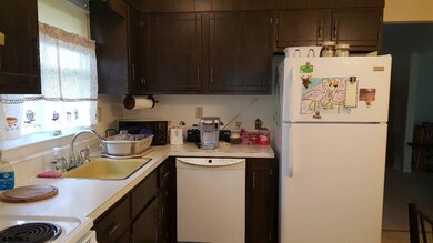 160 Exton Rd, Somers Point, NJ 08244 - photo 3