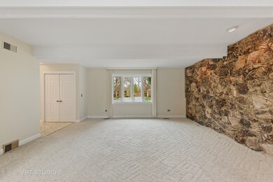 4540 Tall Oaks Ln, Rolling Meadows, IL 60008 - photo 3