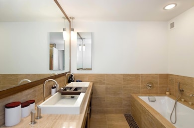 The Veneto unit 404, New York, NY 10022 - photo 5