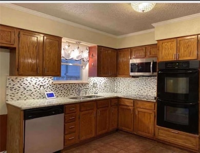 6606 Bamberry St, New Orleans, LA 70126 - photo 3