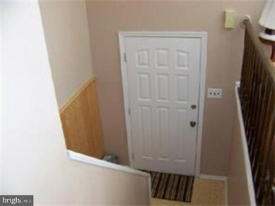 4209 Juniper Dr, Reading, PA 19605 - photo 5