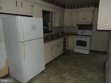 123 Center St, Cecilton, MD 21913 - photo 3