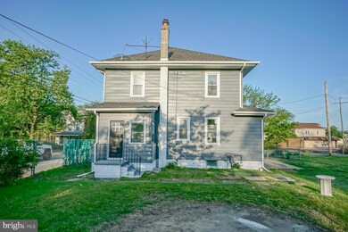 815 N Chestnut St, Paulsboro, NJ 08066 - photo 4
