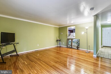 38 Seek Ct, Takoma Park, MD 20912 - photo 7