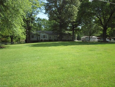 4395 Nc Highway 42 S, Asheboro, NC 27205 - photo 2