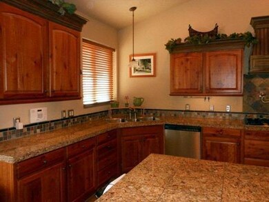 1330 Majestic Dr, Washington, UT 84780 - photo 7