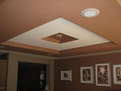 03-Living Room Ceiling