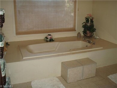 2178 Zoo Pkwy, Asheboro, NC 27205 - photo 7