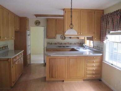 210048 Ponderosa Dr, Gering, NE 69341 - photo 5