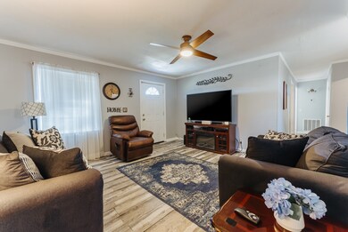 1516 Rogers Cir, Manchester, TN 37355 - photo 6