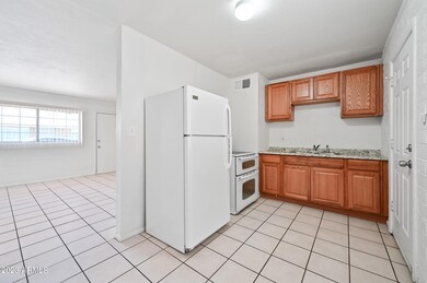 3122 E Hubbell St unit D, Phoenix, AZ 85008 - photo 5