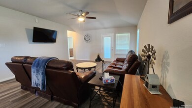 3201 Junction Bay, Converse, TX 78109 - photo 6