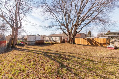 349 Celina Rd, Columbus, OH 43228 - photo 3