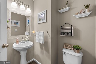 2327 Crosslanes Way, Odenton, MD 21113 - photo 6