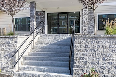 65 Pointe Place unit 101, Dover, NH 03820 - photo 3