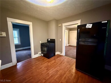 9801 Raymond Ave unit 2, Cleveland, OH 44104 - photo 3