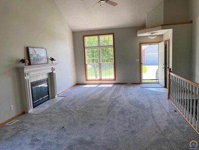 3601 SW Willow Brook Dr, Topeka, KS 66614 - photo 5