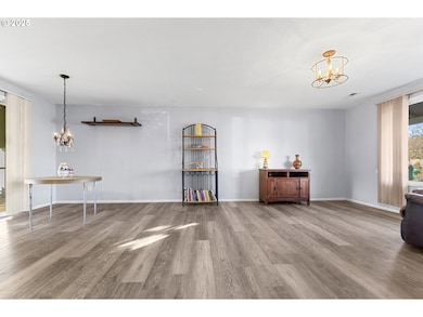 301 S Everest Rd, Newberg, OR 97132 - photo 6