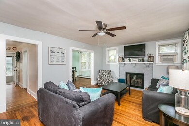 801 Woodsdale Rd, Catonsville, MD 21228 - photo 4