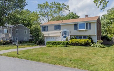 24 Reardon Dr, Middletown, RI 02842 - photo 2