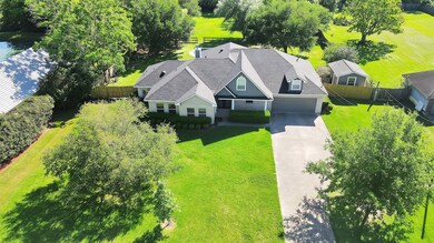 4011 County Road 833, Alvin, TX 77511 - photo 6