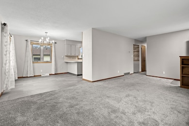 3129 8th St N, Fargo, ND 58102 - photo 5